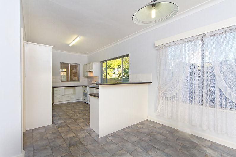 2 Woodfield Street, Enfield SA 5085, Image 2