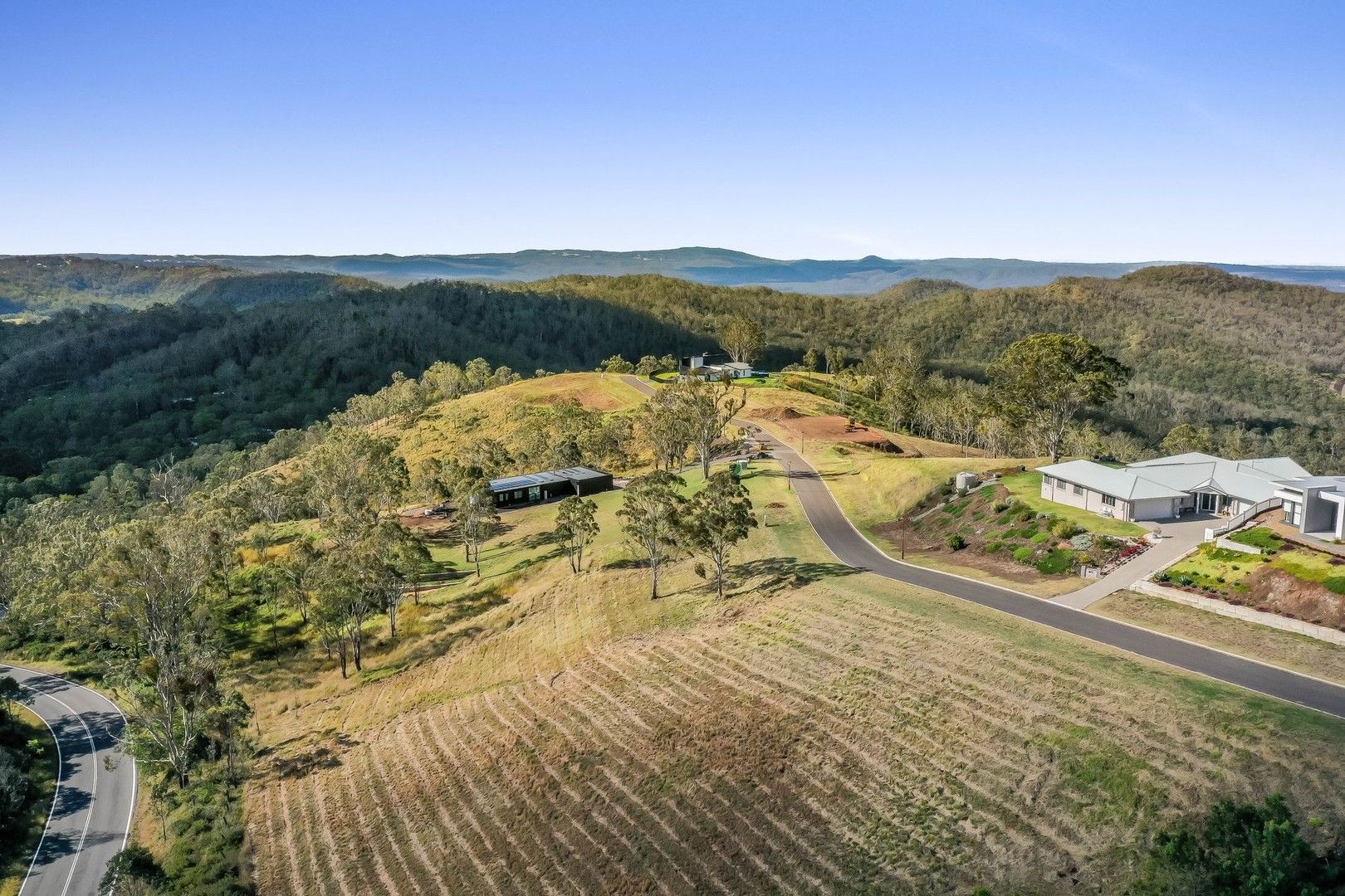 6 Keira Court, Blue Mountain Heights QLD 4350, Image 0