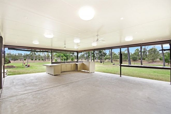 Picture of 1 Benalla Road, OAK VALLEY QLD 4811