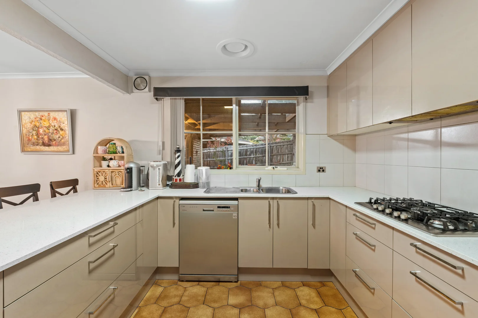 Additional image 10 of 1 Head Court, Vermont South VIC 3133