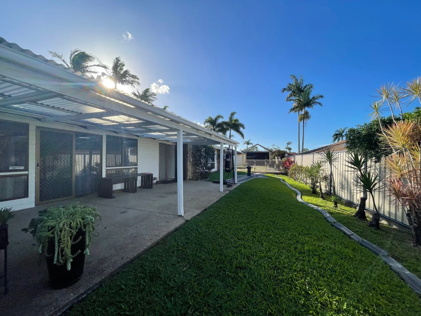 A/8 Ardlethan Ct, Helensvale QLD 4212