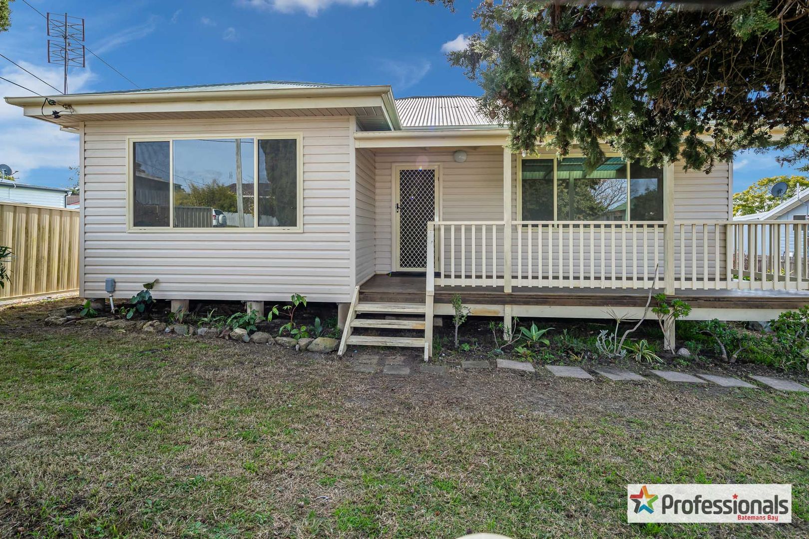 4 Queen Street, Moruya NSW 2537