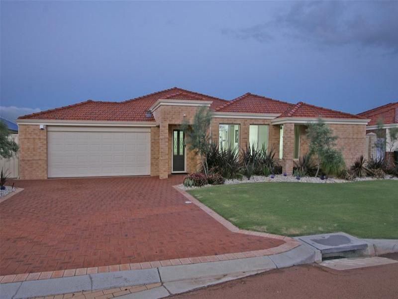 5 bedrooms House in 15 Tilbury Mews QUINNS ROCKS WA, 6030