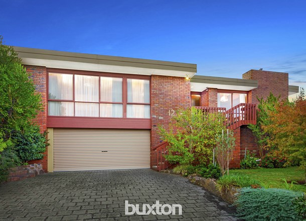 12 Lansell Drive, Highton VIC 3216