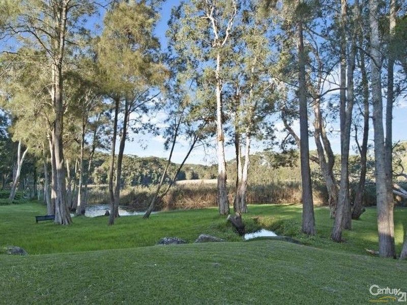 2/28 Lakeshore, North Avoca NSW 2260, Image 1