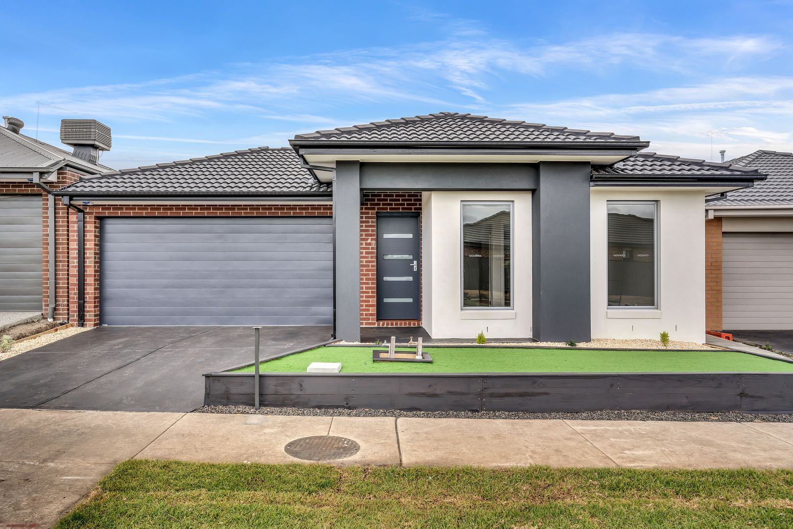 3 bedrooms House in 6 Erasmus Avenue CRAIGIEBURN VIC, 3064