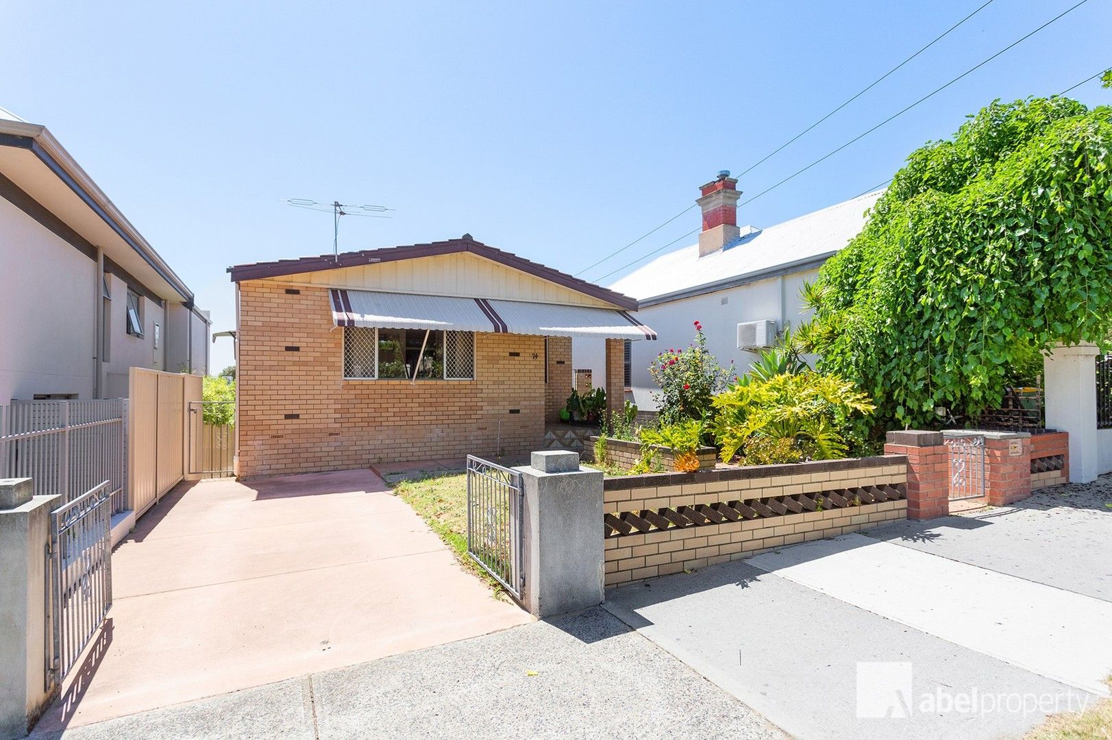 3 bedrooms House in 74 Kimberley Street WEST LEEDERVILLE WA, 6007