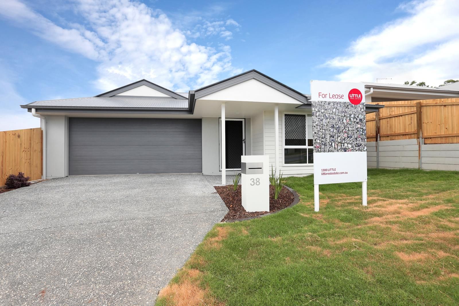 4 bedrooms House in 38 Mulgara Street DEEBING HEIGHTS QLD, 4306