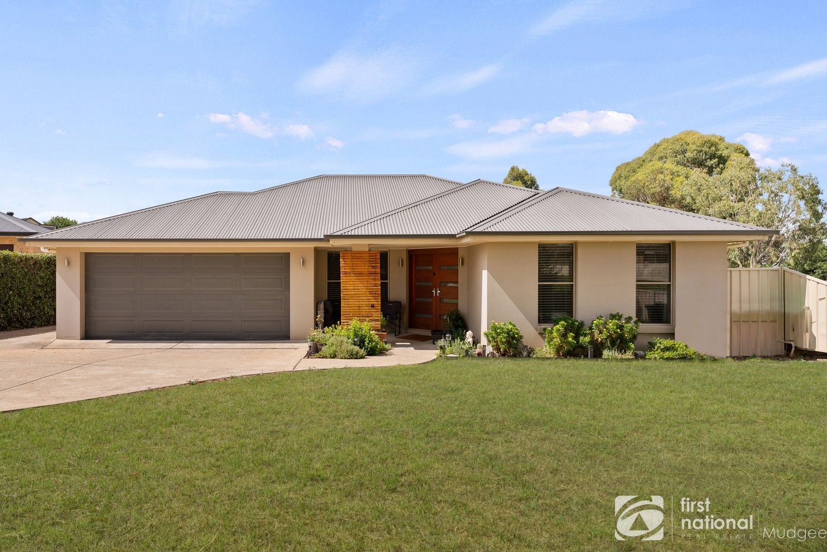 4 bedrooms House in 8 Denton Close MUDGEE NSW, 2850