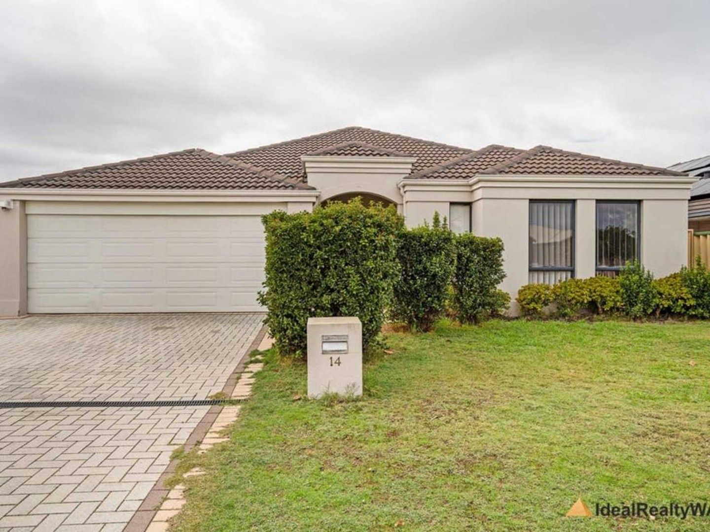 14 Minstrell Road, Bertram WA 6167, Image 0