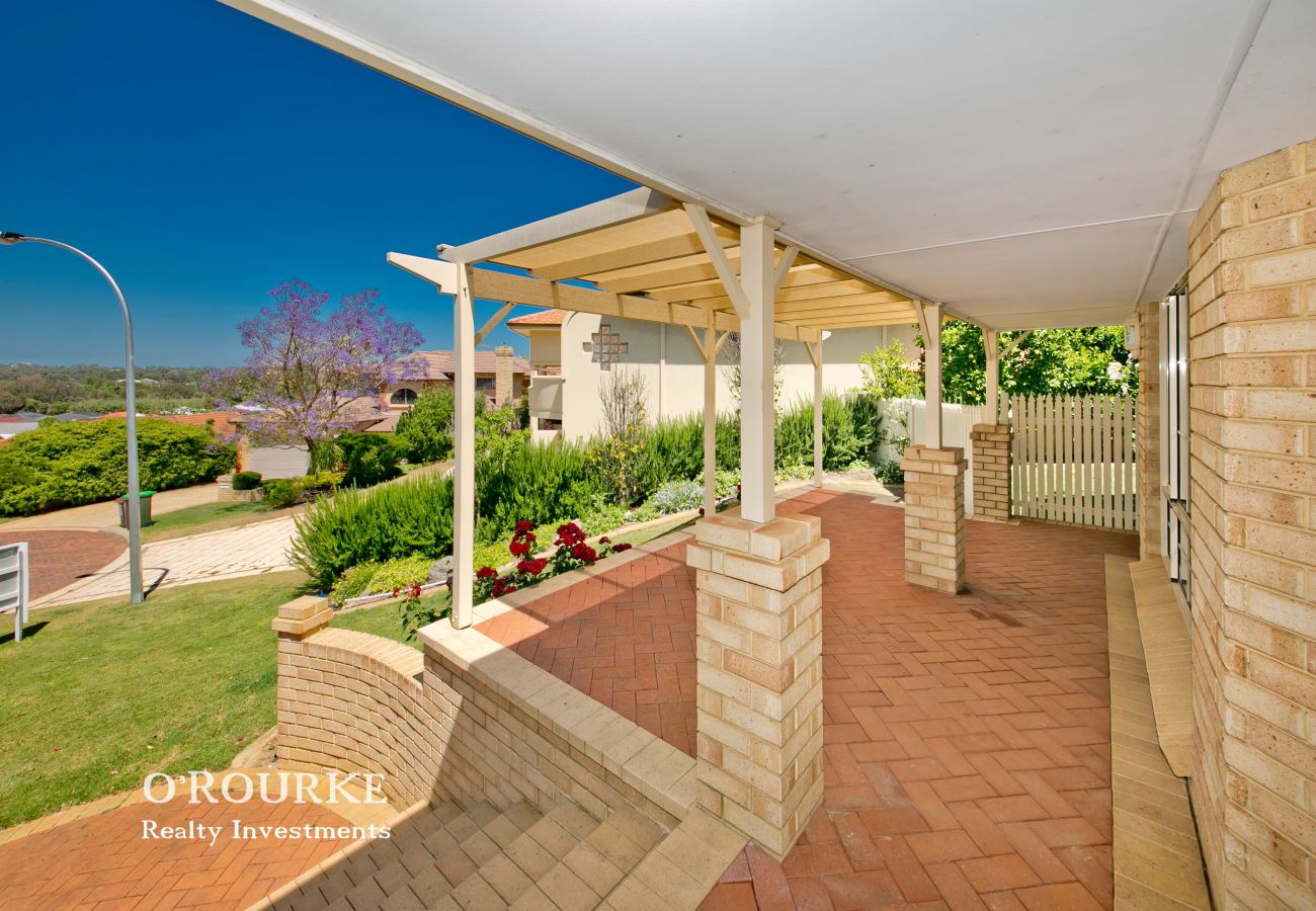 10 Chivrell Rise, Gwelup WA 6018, Image 1