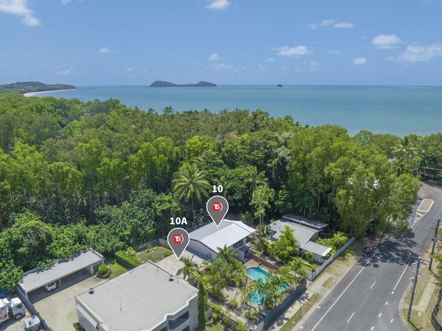5 bedrooms Semi-Detached in 10 & 10a Clifton Road CLIFTON BEACH QLD, 4879