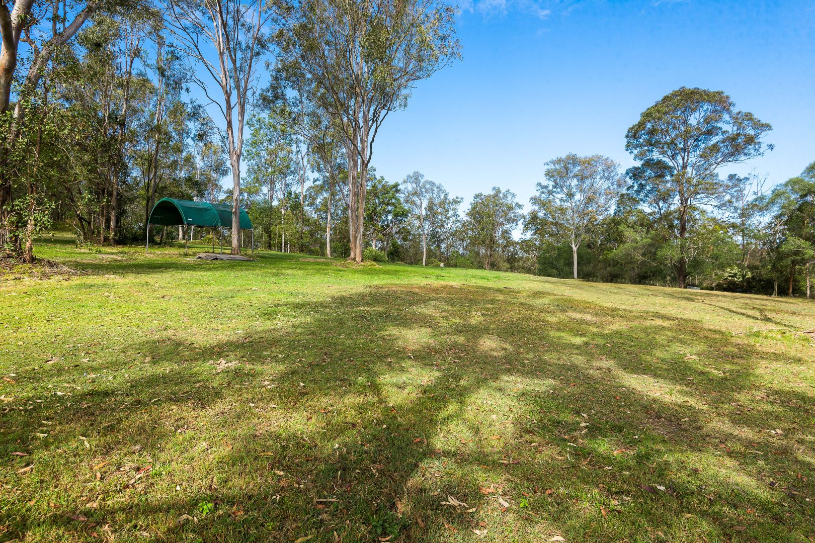 15 Westbourne Drive, Wights Mountain QLD 4520, Image 2