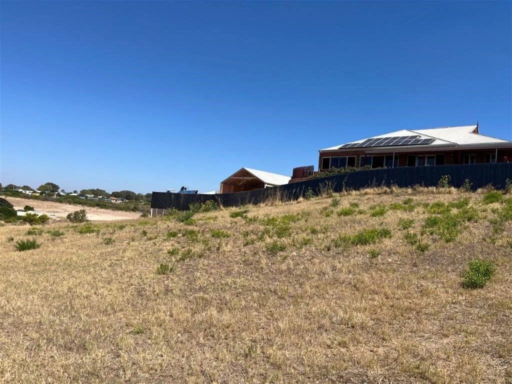 Primary image of 1 Galeands Close, Geraldton WA 6530