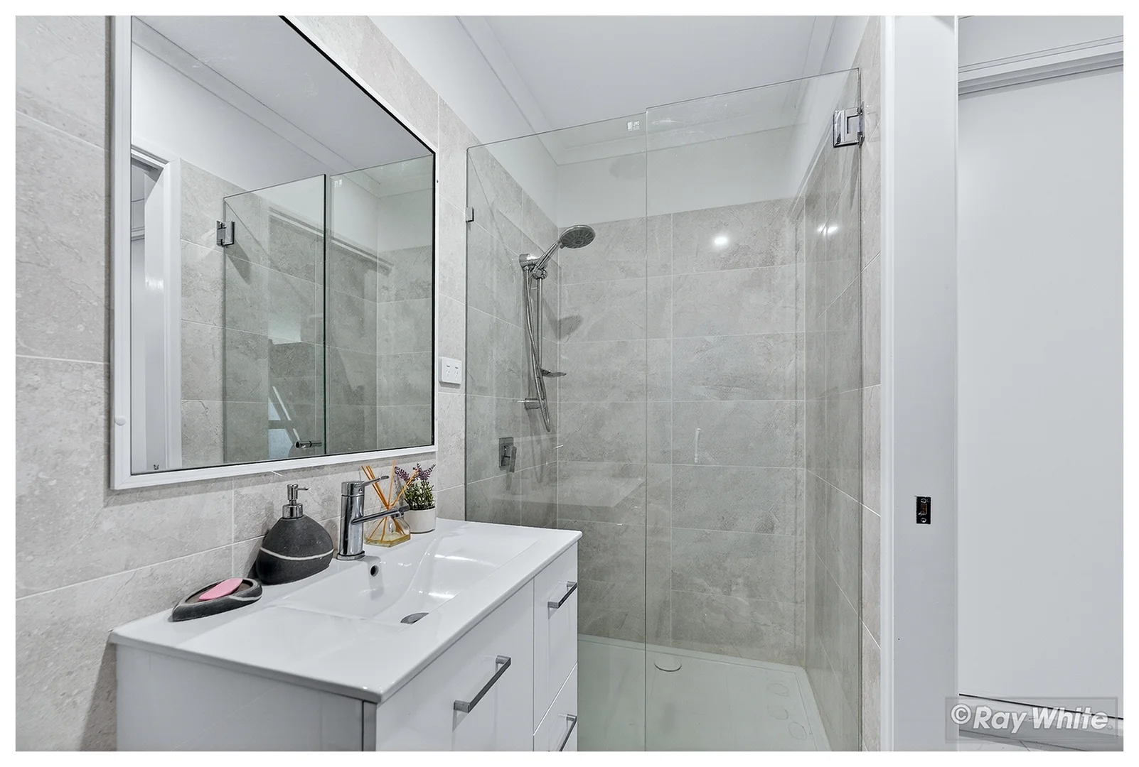 Additional image 23 of 17 Jeffries Street, The Range QLD 4700