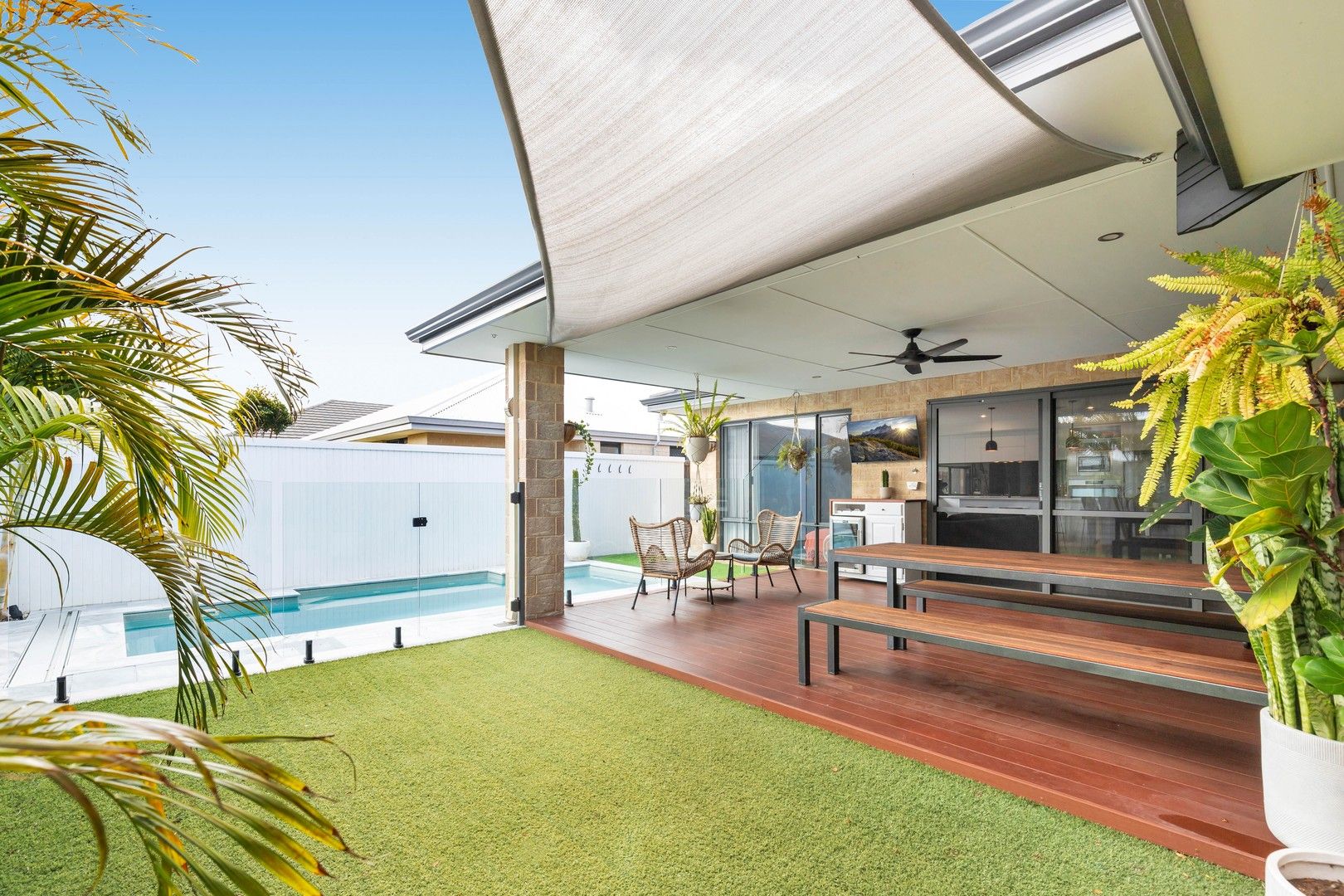 4 bedrooms House in 21 Lanagan Drive BALDIVIS WA, 6171