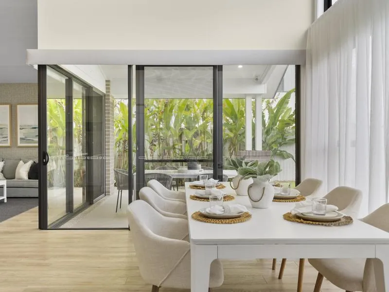 House in Redland Bay - More