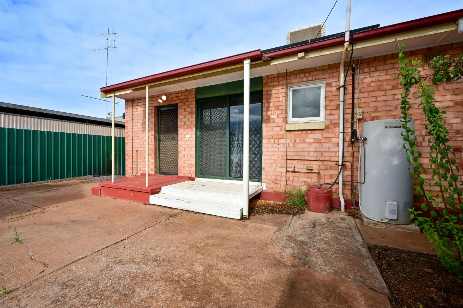 Image 12