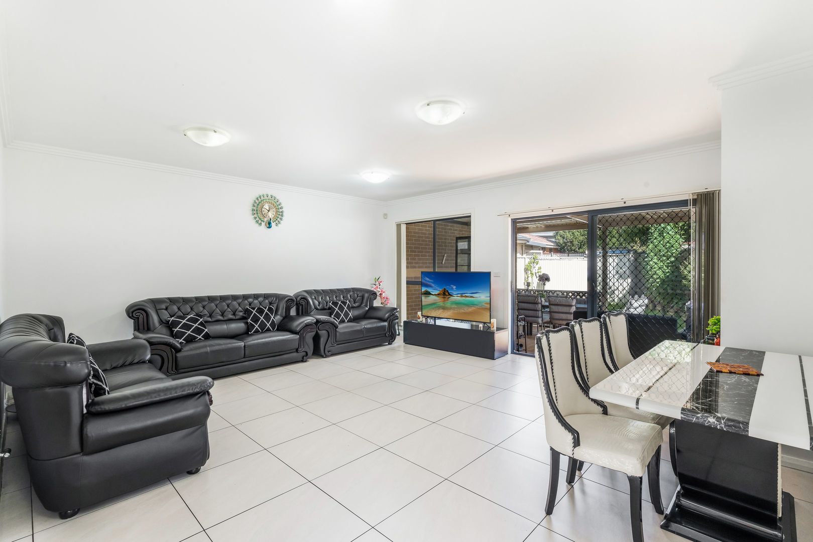 2A Hampton Street, Fairfield NSW 2165, Image 2