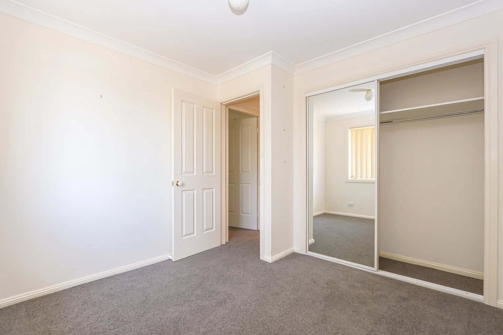 Additional image 6 of 1/90 Parkes Street, Temora NSW 2666