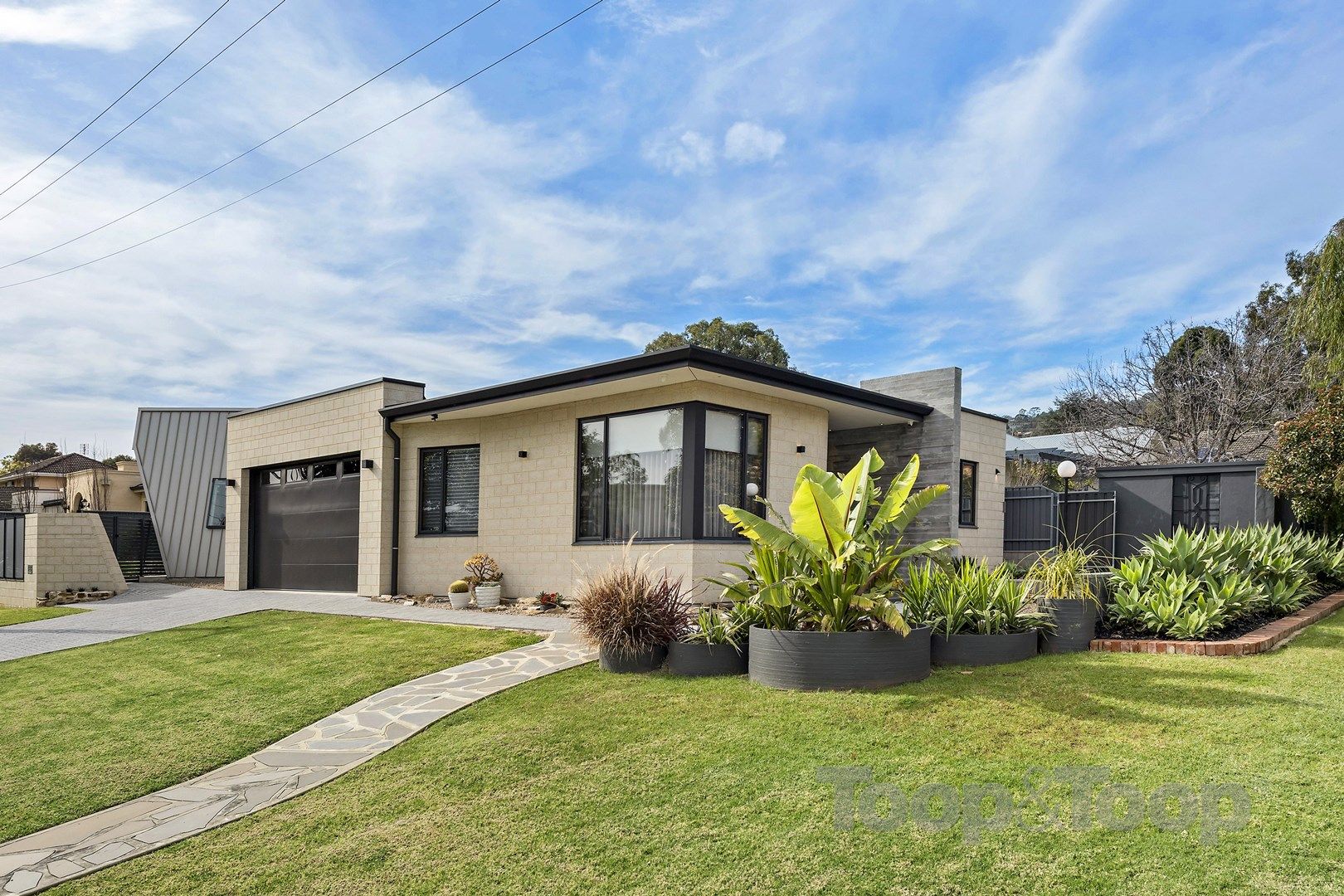 10 Carunta Street, Wattle Park SA 5066, Image 0