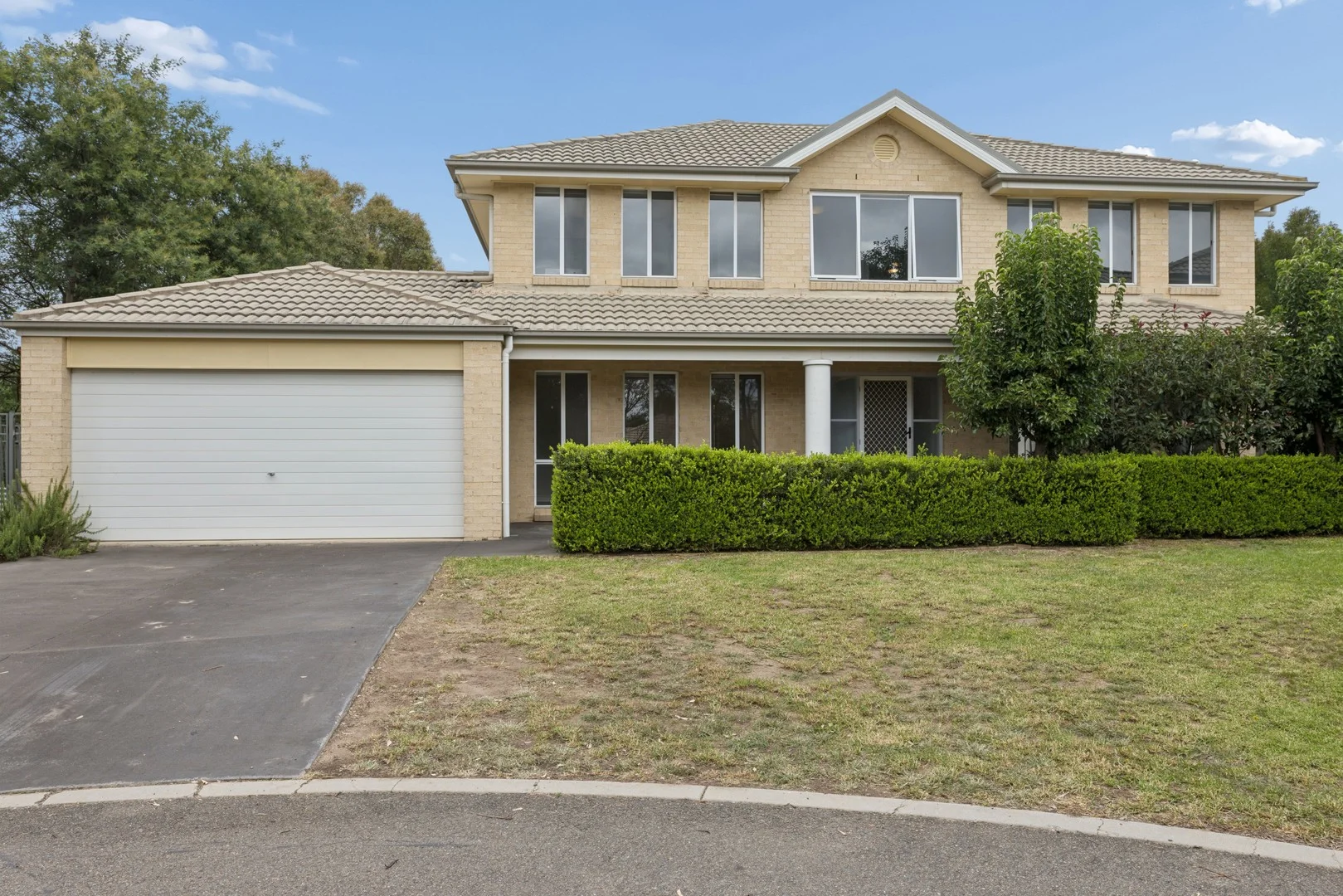 6 Dunne Close, Goulburn NSW 2580