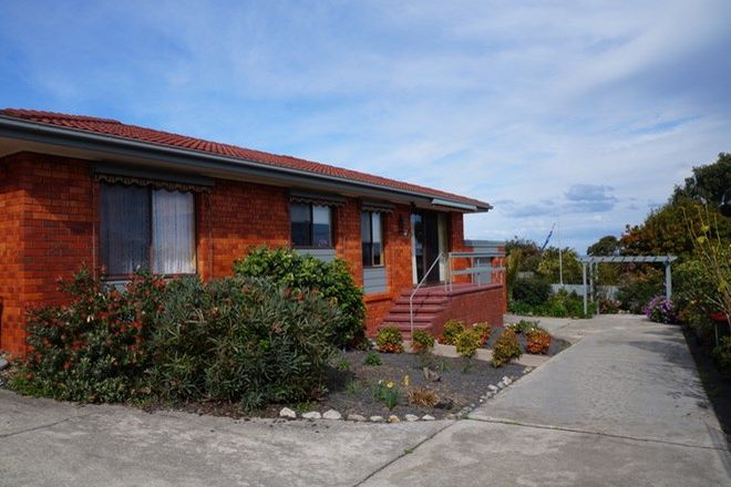 Picture of 2/14 HaKea Place, TURA BEACH NSW 2548