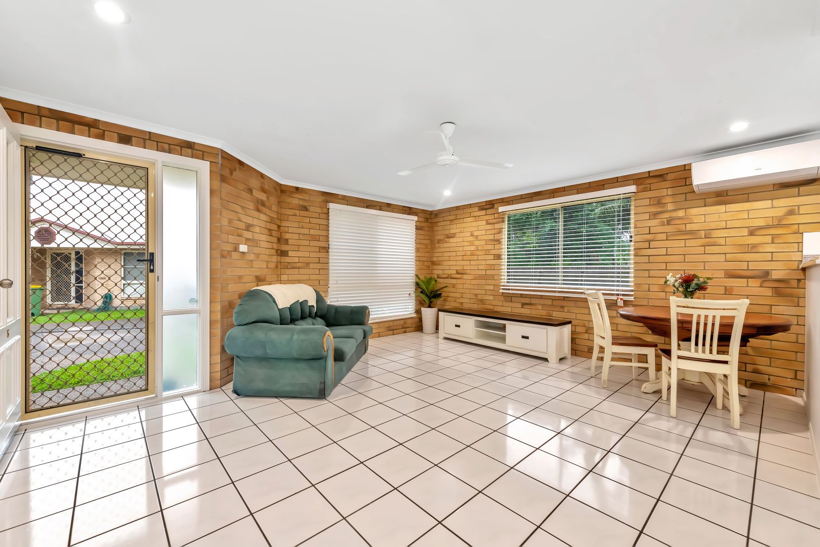 5/69 West Street, Sarina QLD 4737, Image 1