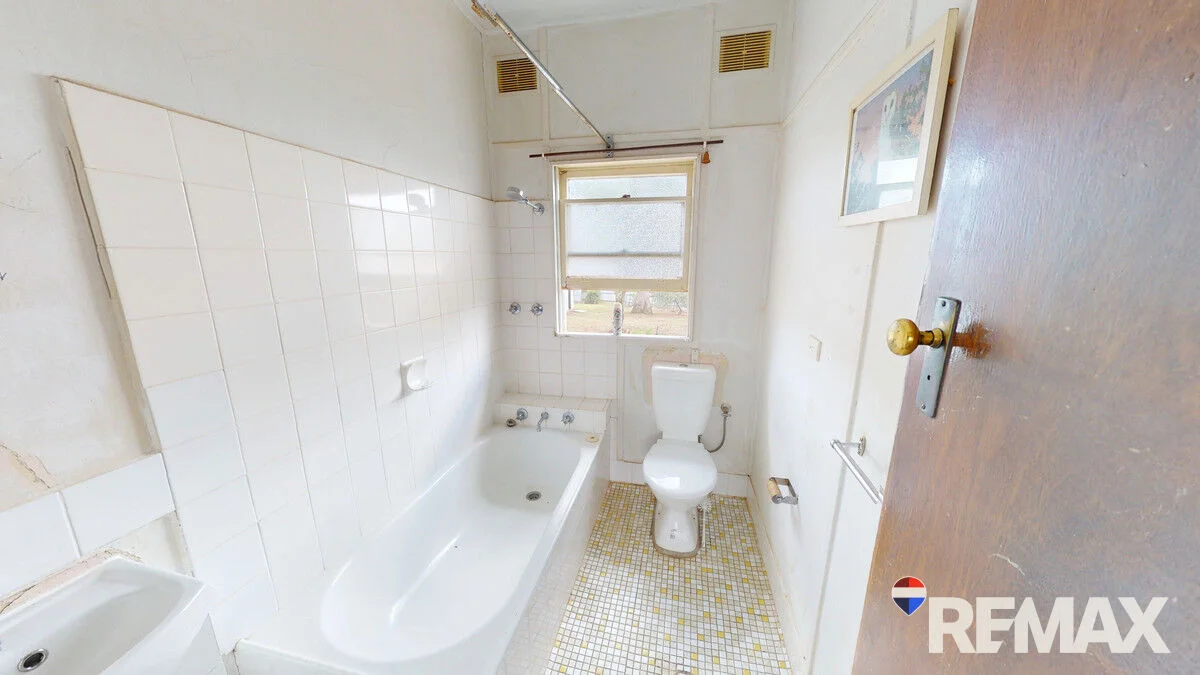 Additional image 5 of 18 Robert Street, Junee NSW 2663