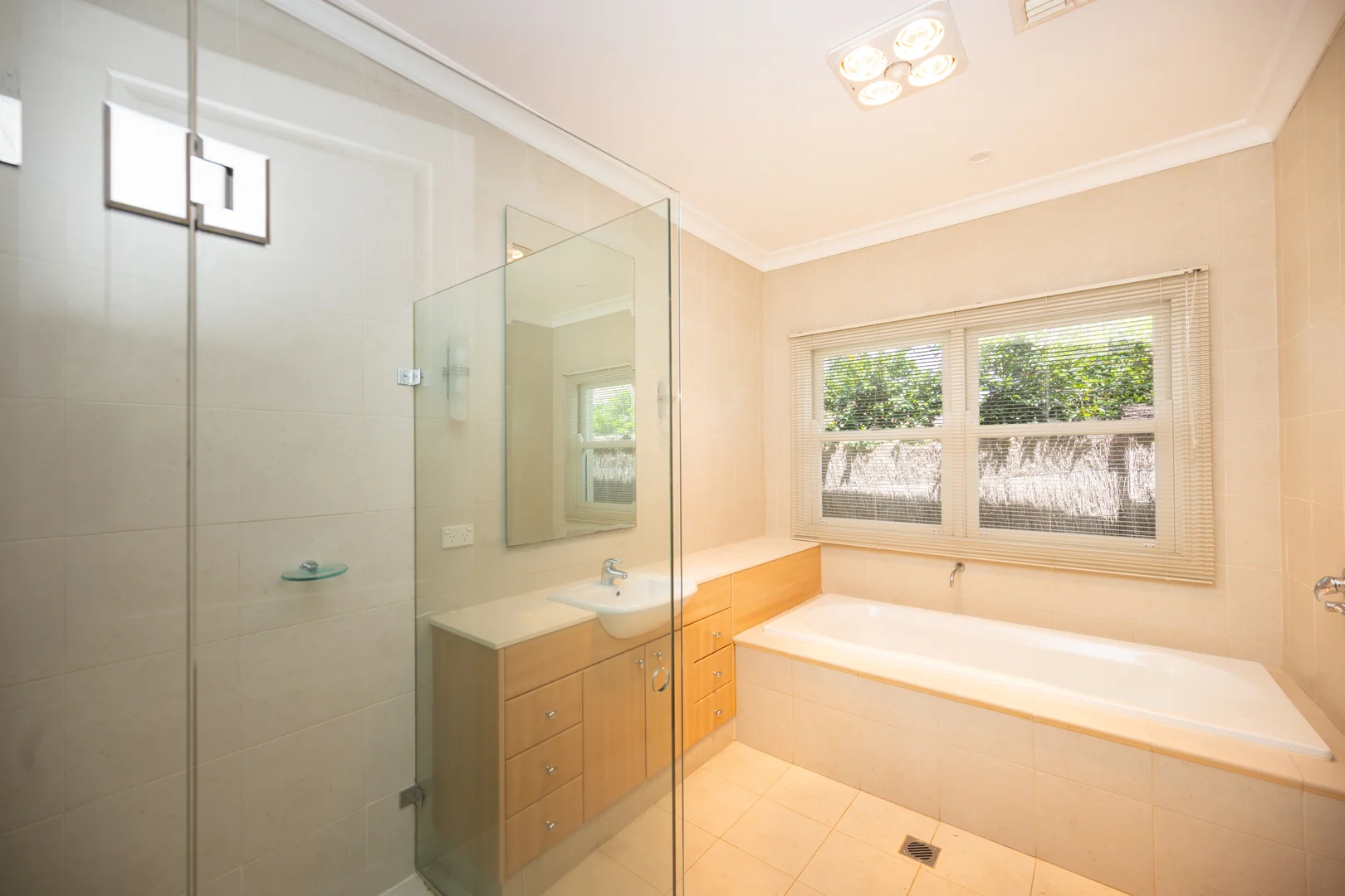 Additional image 7 of 13 Arthur Cir, Forrest ACT 2603