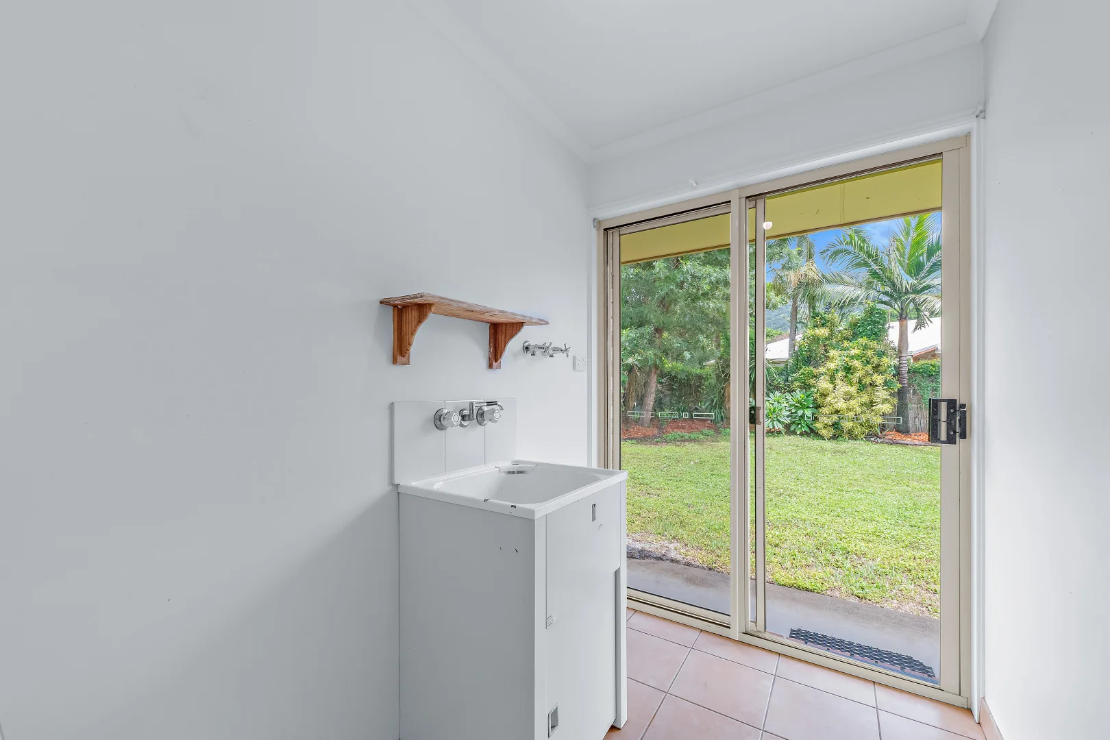 Additional image 12 of 22 Erromango Drive, Jubilee Pocket QLD 4802