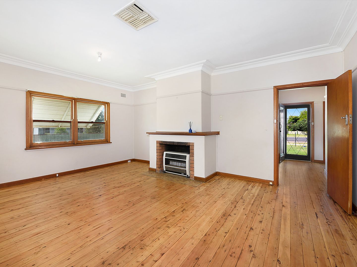 79 Bandulla Street, Mendooran NSW 2842, Image 2