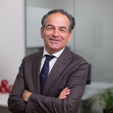 Aris Dendrinos, Sales representative