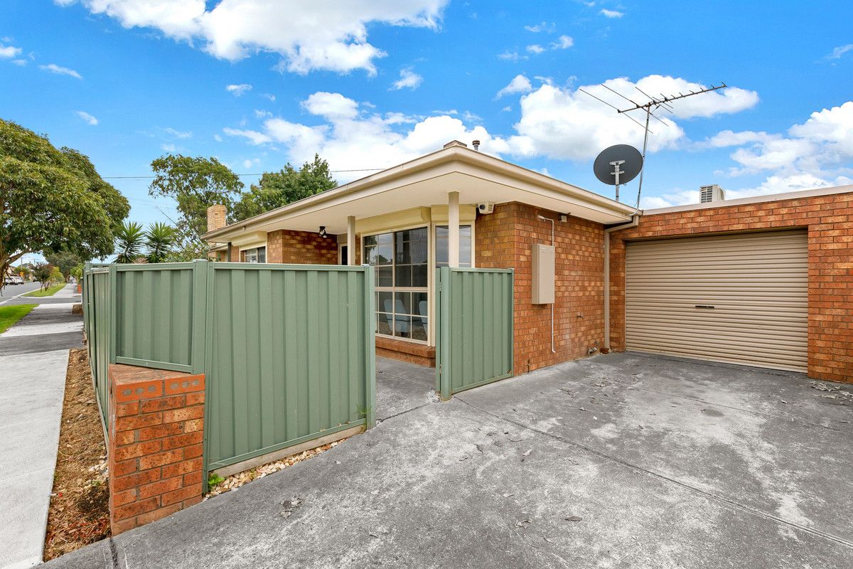 2 22 Sadie Street Glenroy Vic 3046 Domain