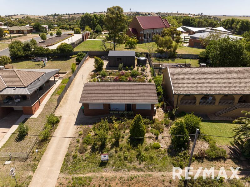 11 Kitchener Street, Junee NSW 2663, Image 1