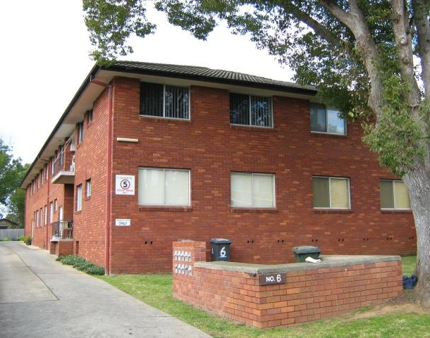 7/6 Reddall Street, Campbelltown NSW 2560