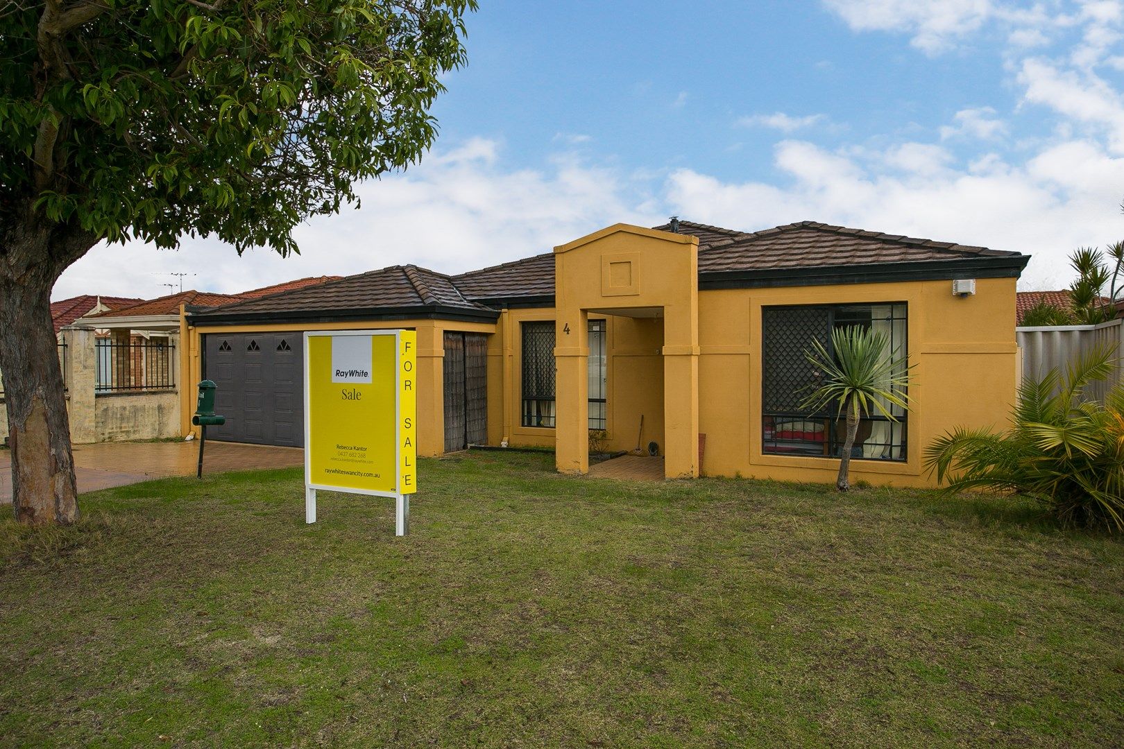 4 Love Street, Cloverdale WA 6105, Image 0