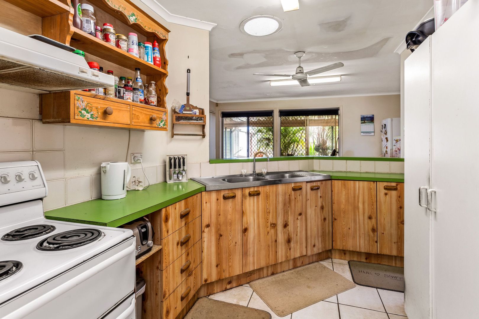 39 Trebeck Street, Browns Plains QLD 4118, Image 2