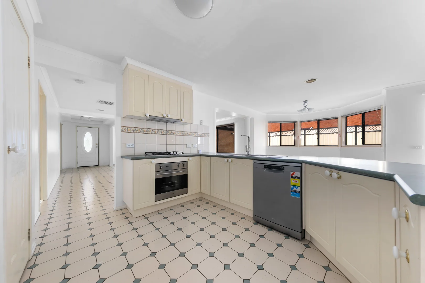 Additional image 7 of 51 Jasmine Drive, Mill Park VIC 3082