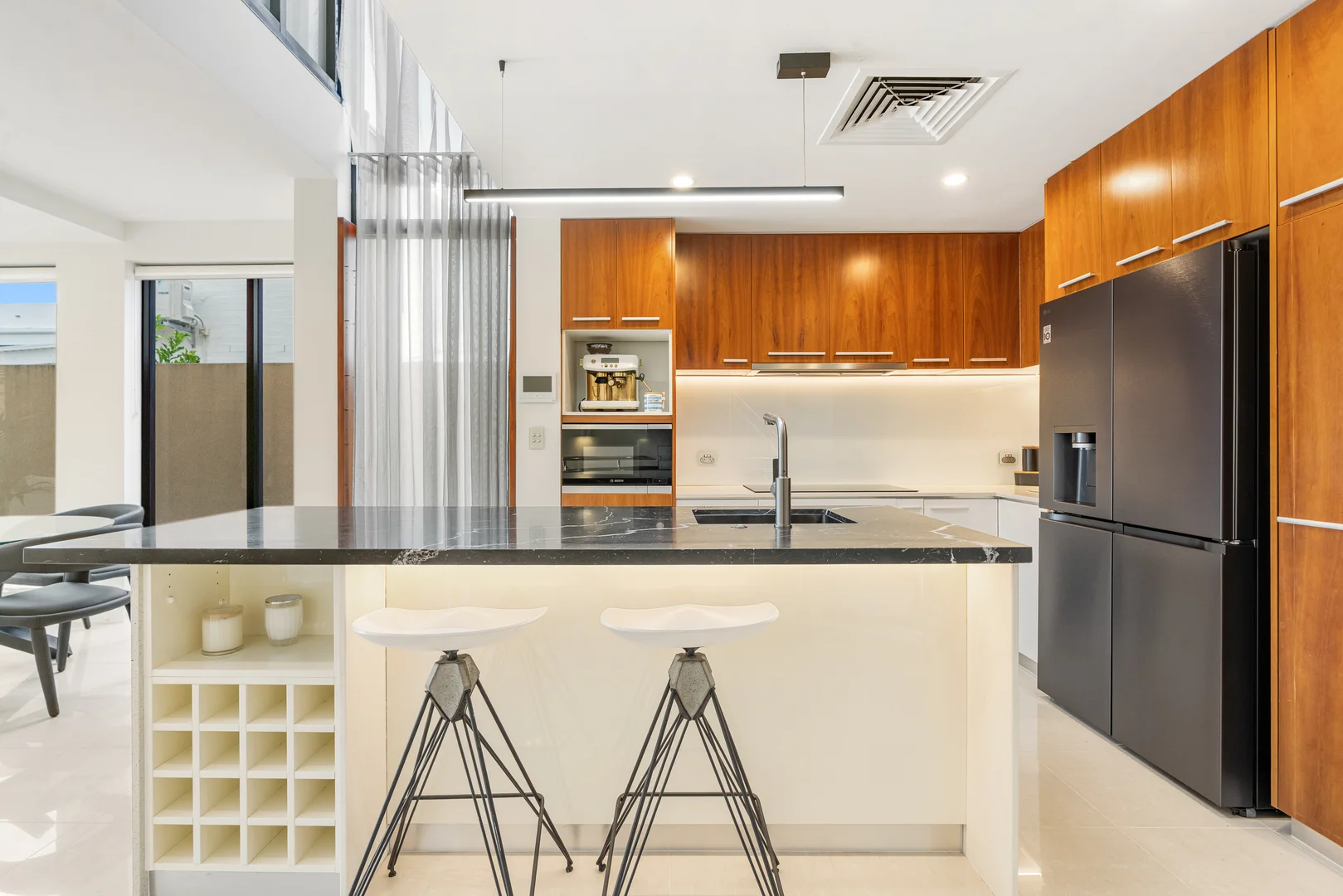 Additional image 22 of 41A Peak Avenue, Main Beach QLD 4217