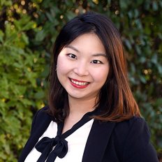 Noriko Tang, Sales representative