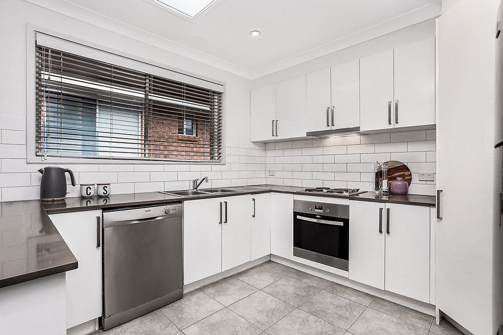 9/39-45 Gardinia Street, Beverly Hills NSW 2209, Image 2