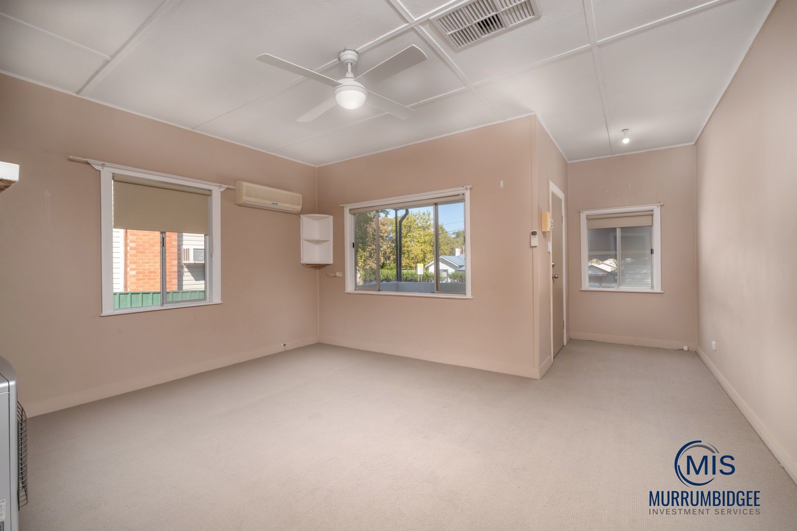 3 Dundas Street, Narrandera NSW 2700, Image 2