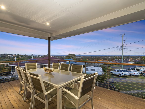 6 Echuca Crescent, Banora Point NSW 2486