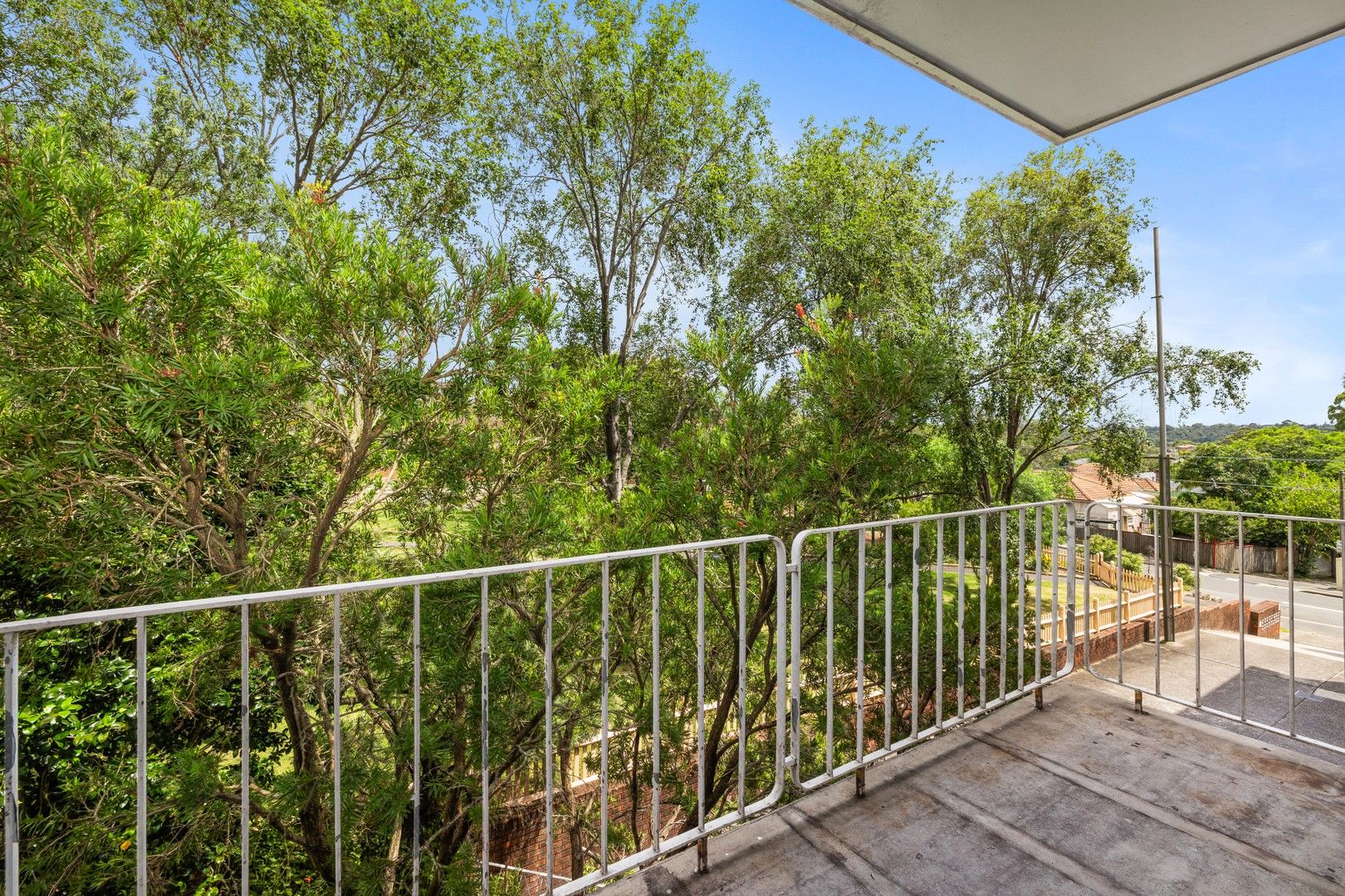 2 bedrooms Apartment / Unit / Flat in 12/73 Grasmere Road CREMORNE NSW, 2090