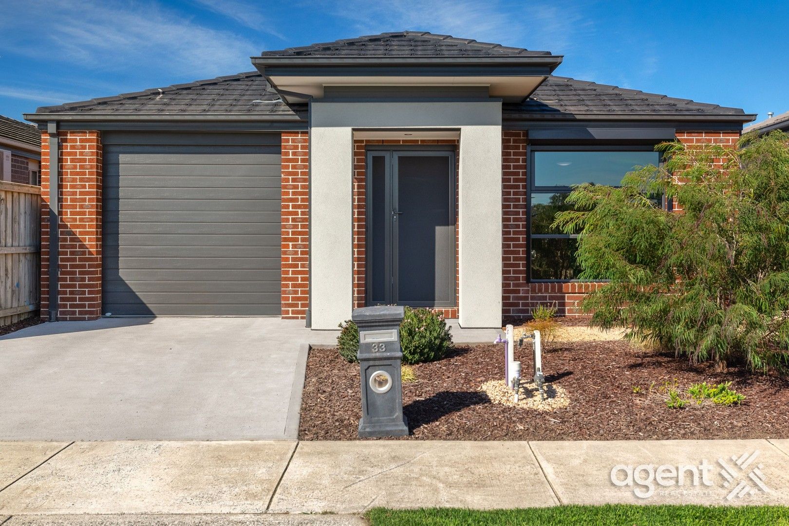 33 Hampshire Street, Officer VIC 3809, Image 0
