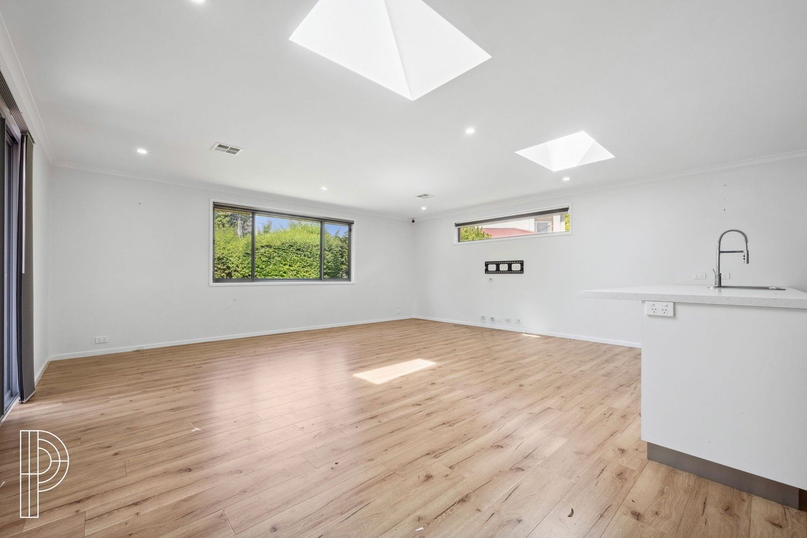 4 bedrooms House in 28 Malara Street WARAMANGA ACT, 2611