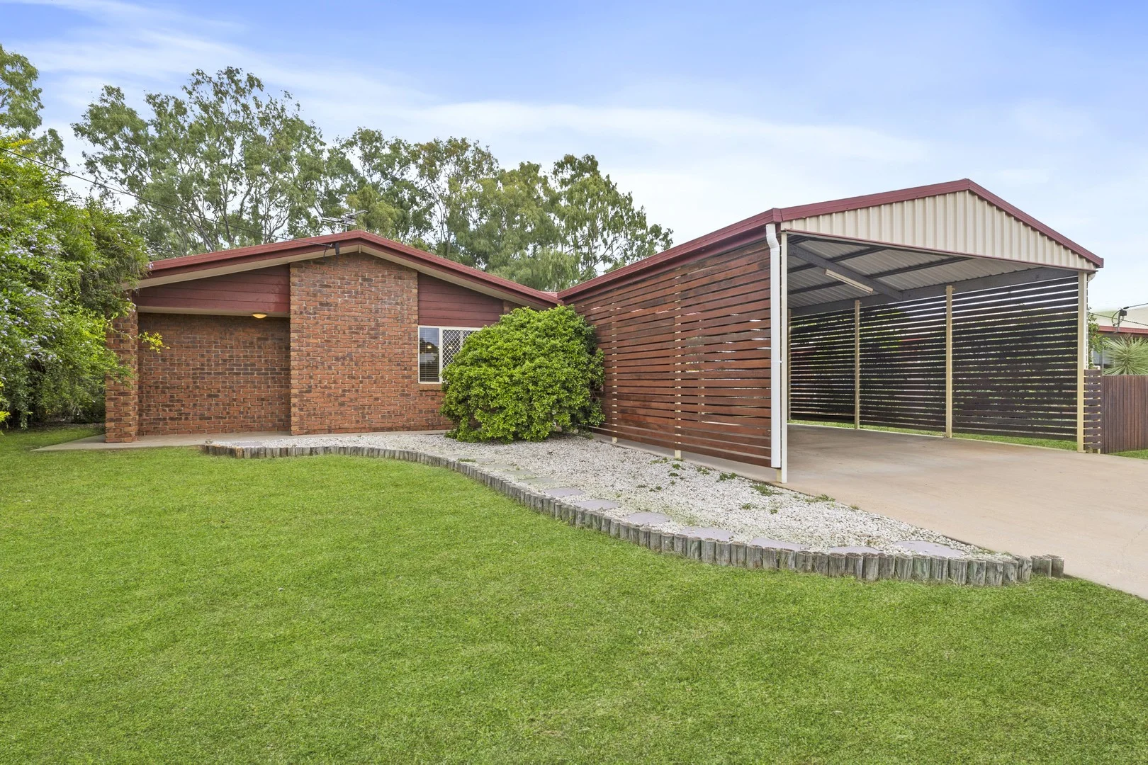 6 Grant Place, Emerald QLD 4720
