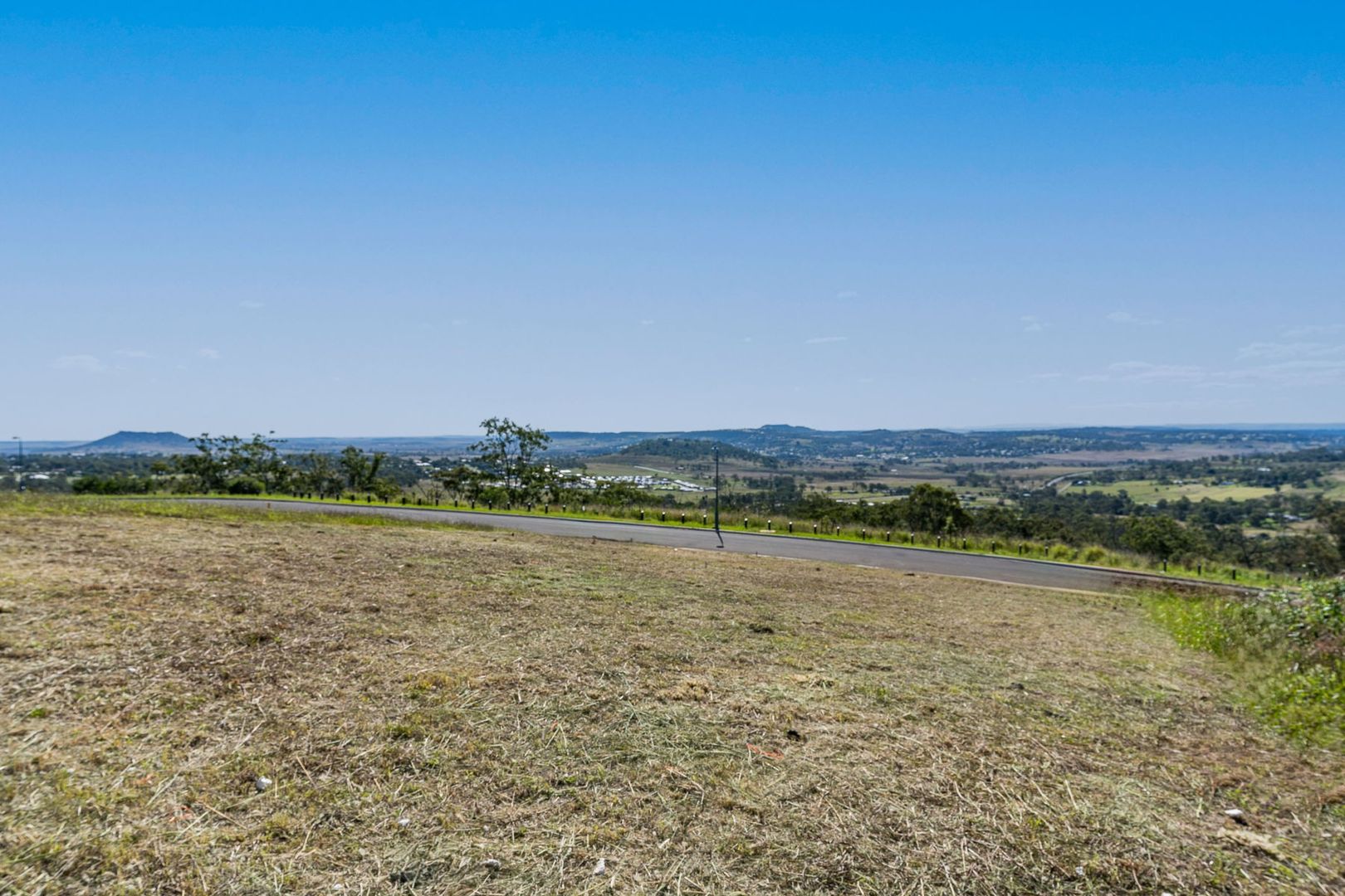 25 Reserve Road, Cranley QLD 4350, Image 2