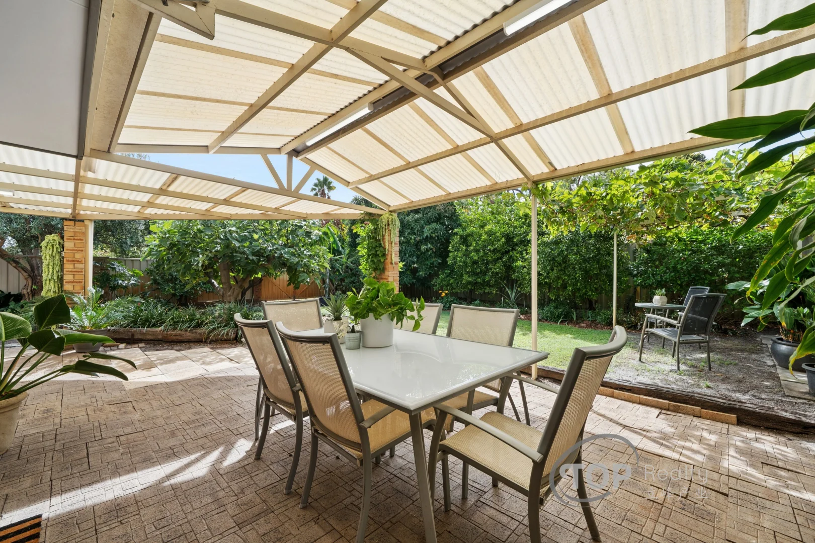 Additional image 27 of 8 Hertford Close, Bull Creek WA 6149